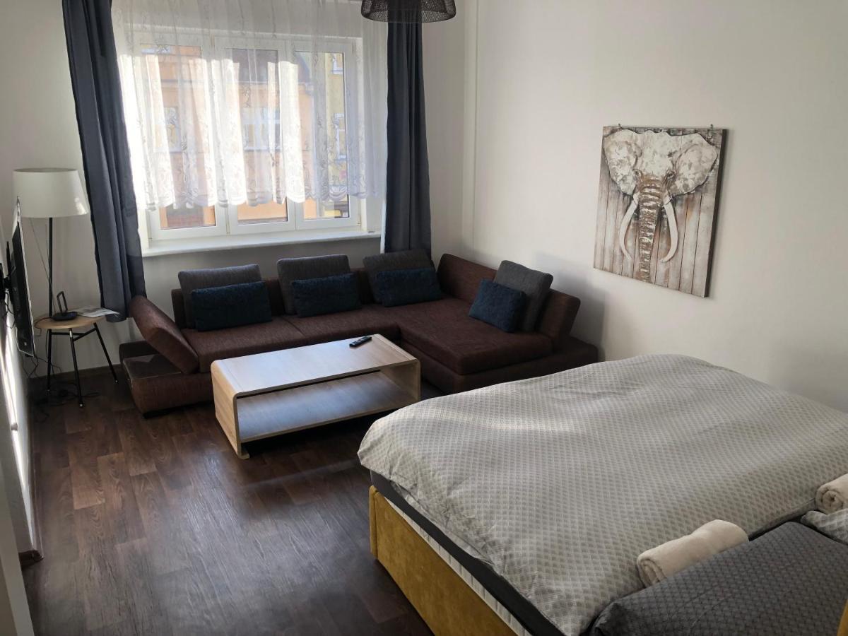 Apartman Krystof ฟรันทิชโกวี ลาซเน ภายนอก รูปภาพ